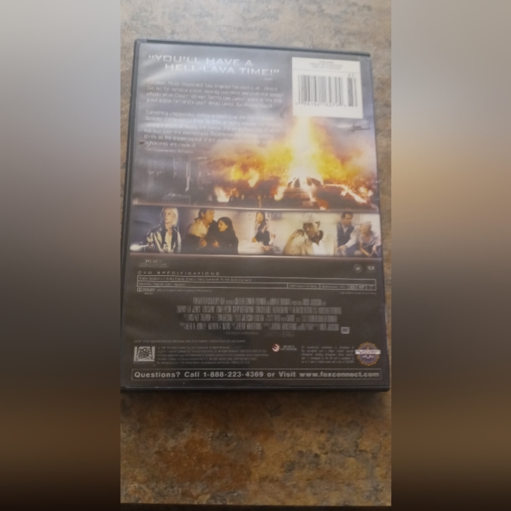 Volcano (DVD) - Action Thriller - Black/Orange Cover - Picture 2 of 3